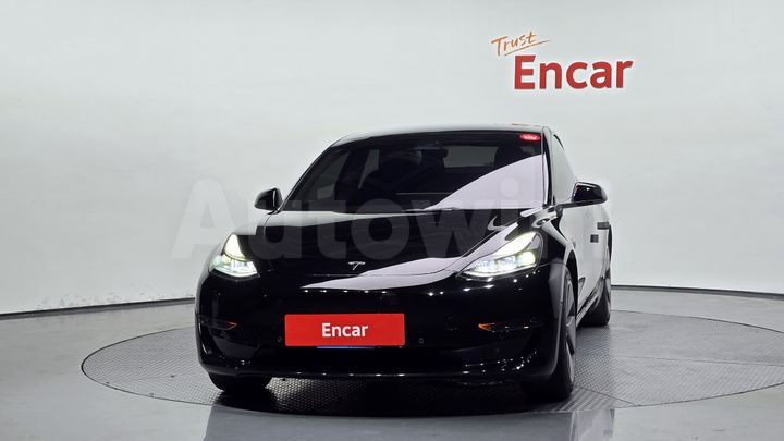 Tesla Model 3 2022 — 3