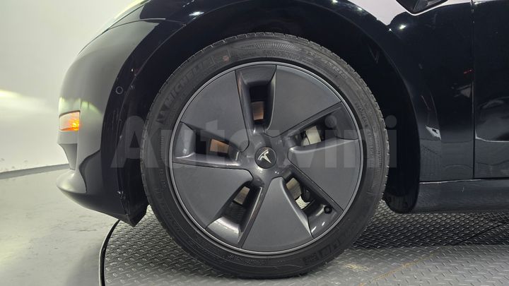 Tesla Model 3 2022 — 5