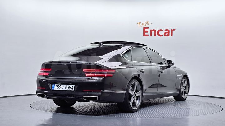 Genesis G80 2022 — 2