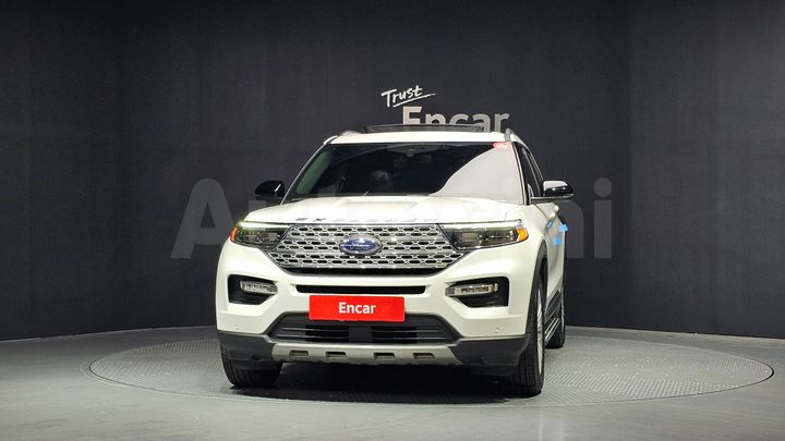 Ford Explorer 2021 — 3