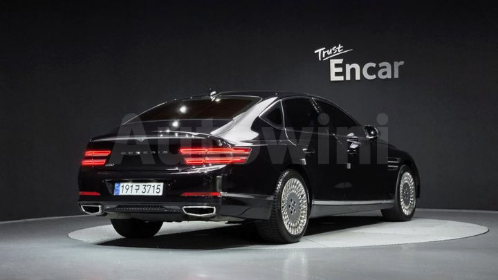 Genesis G80 2022 — 2