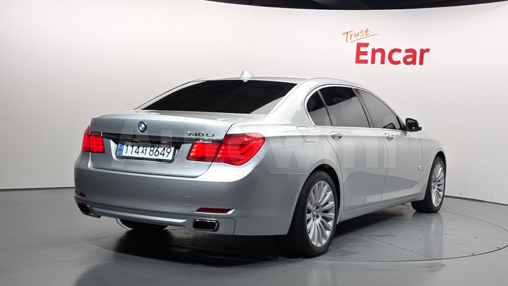 BMW 7 Series 2010 — 2
