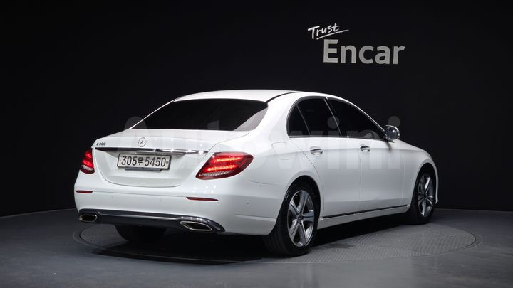 Mercedes-Benz E Class 2019 — 2