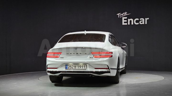 Genesis G80 2025 — 4