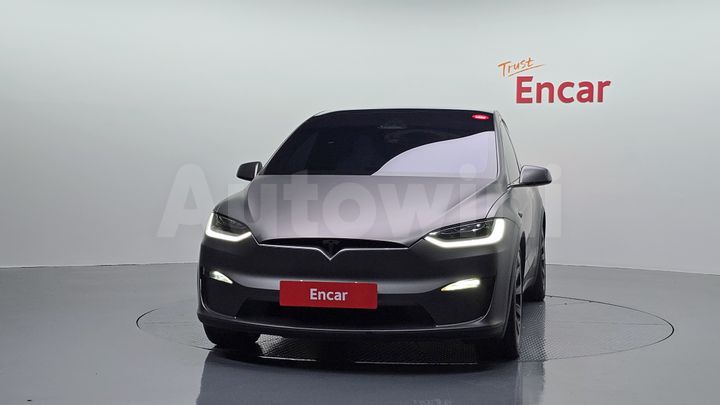 Tesla Model X 2023 — 3