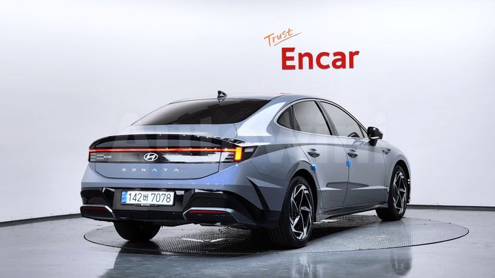 Hyundai Sonata 2024 — 2