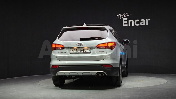 Hyundai SantaFe 2015 — 4