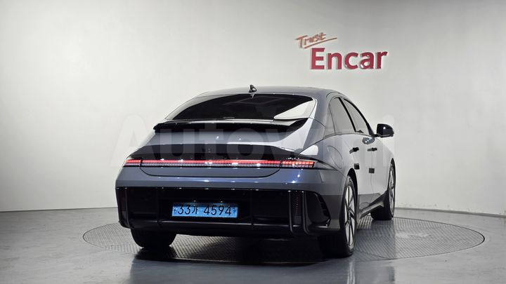 Hyundai Ioniq 2025 — 4