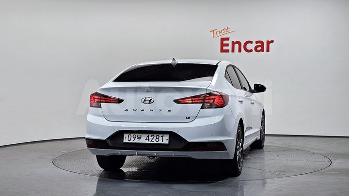 Hyundai Avante 2019 — 3