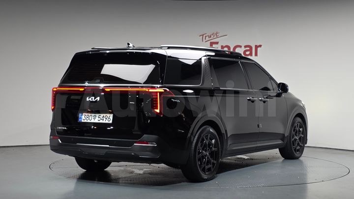 Kia Carnival 2025 — 3
