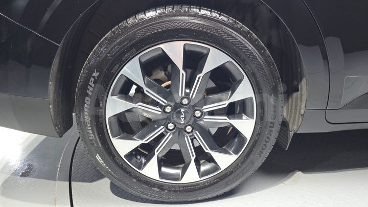 Kia Carnival 2023 — 5