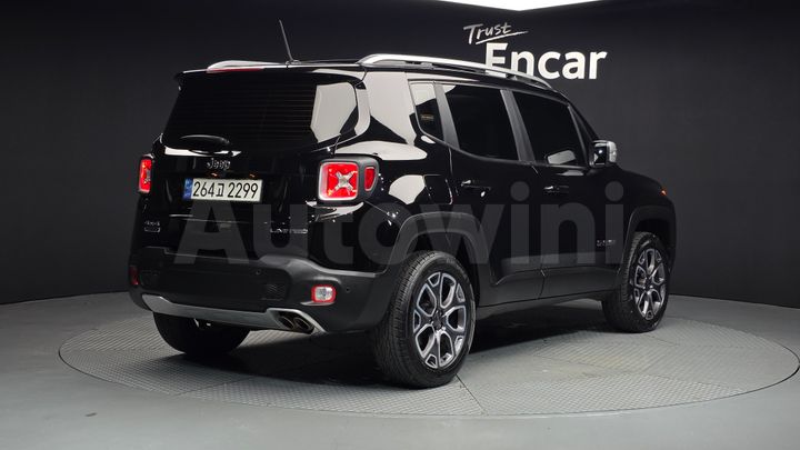 Jeep Renegade 2017 — 2