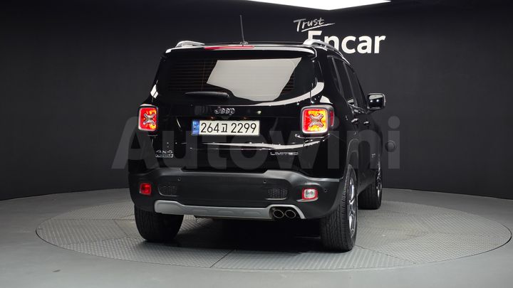 Jeep Renegade 2017 — 4