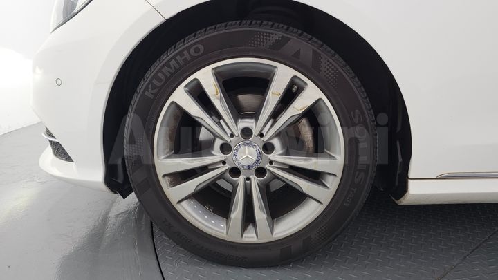 Mercedes-Benz E Class 2015 — 5