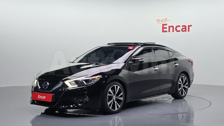 Nissan Maxima