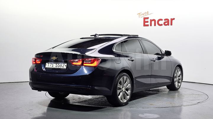 Chevrolet Malibu 2017 — 2