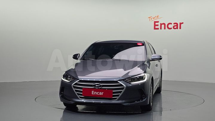 Hyundai Avante 2017 — 3