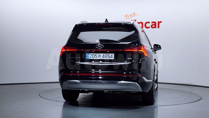 Hyundai SantaFe 2023 — 4