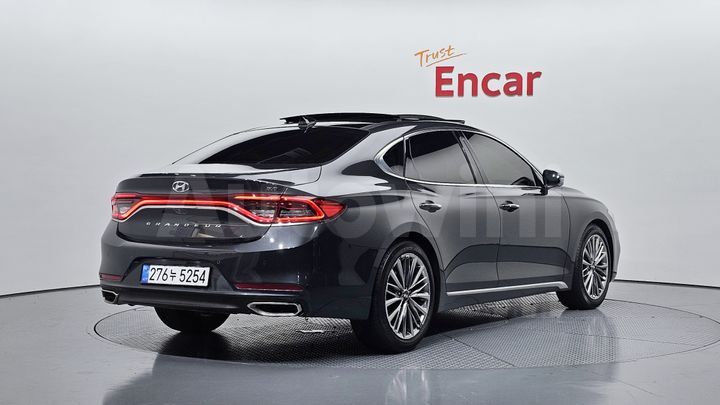 Hyundai Grandeur 2017 — 2