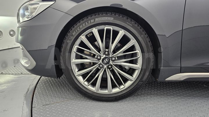 Hyundai Grandeur 2017 — 5
