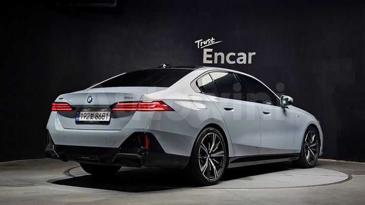 BMW 5 Series 2024 — 2