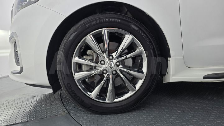 Kia Carnival 2019 — 5