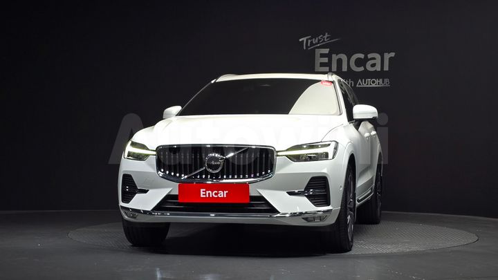 Volvo XC60 2022 — 3