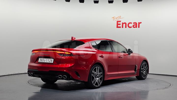Kia Stinger 2021 — 2