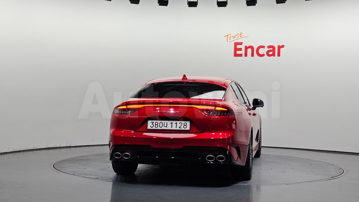 Kia Stinger 2021 — 4