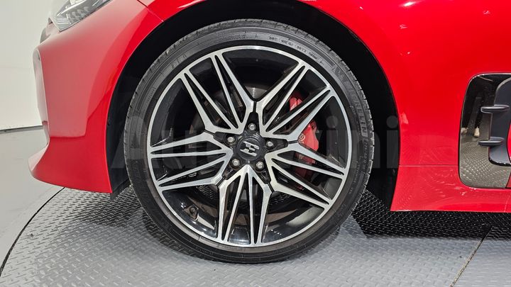 Kia Stinger 2021 — 5