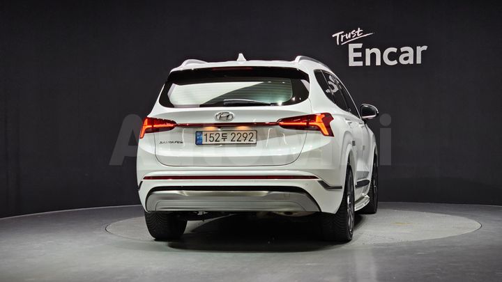 Hyundai SantaFe 2022 — 4