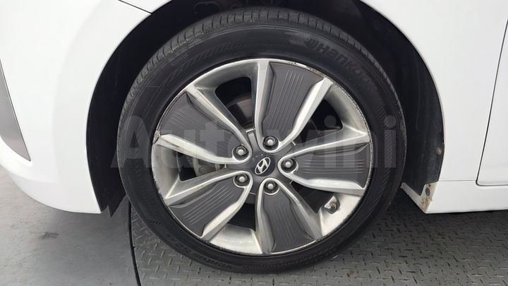 Hyundai Ioniq 2016 — 4