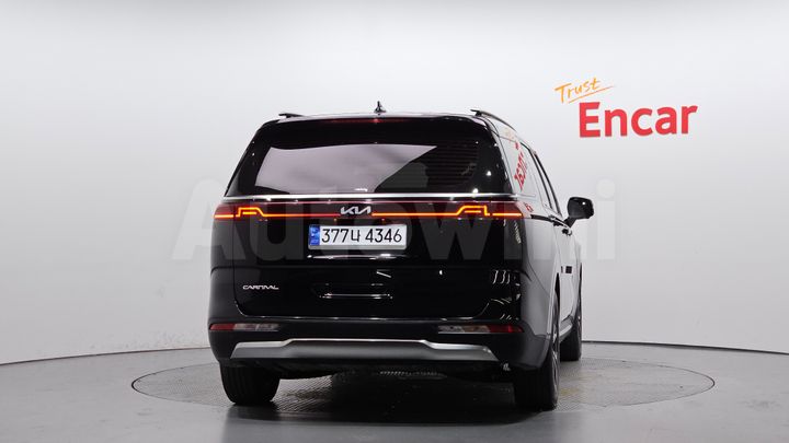 Kia Carnival 2023 — 4