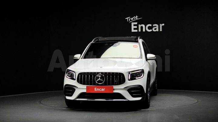 Mercedes Benz GLB Class 2023 — 3