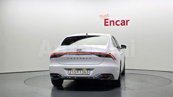 Hyundai Grandeur 2022 — 4