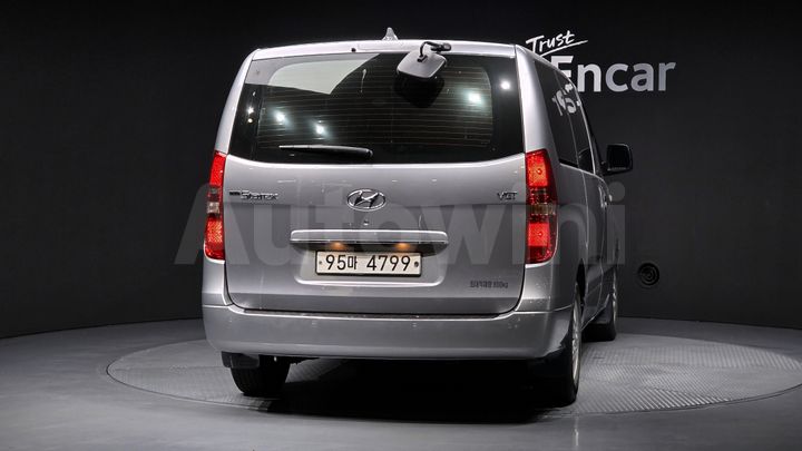 Hyundai Starex 2021 — 4