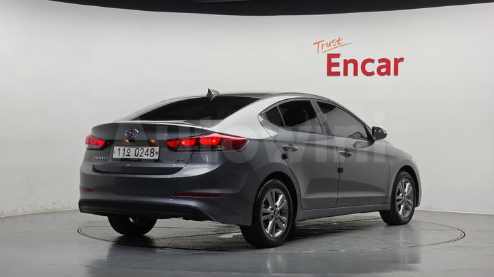 Hyundai Avante 2017 — 2