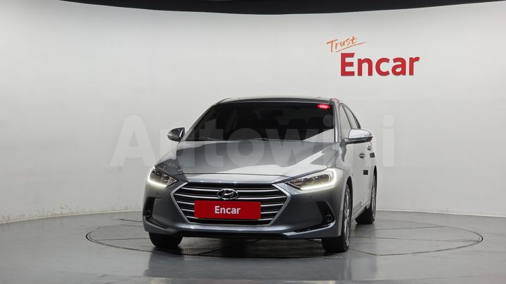 Hyundai Avante 2017 — 3