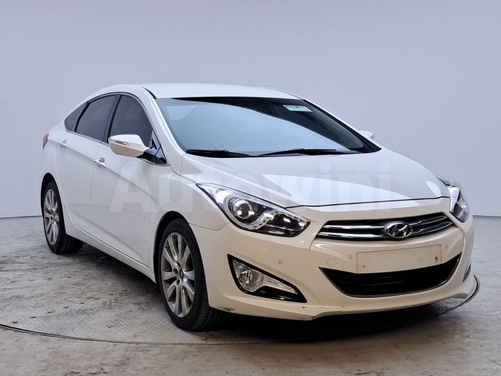 Hyundai i40 2012 KMHLE41DBCU018750 — 3