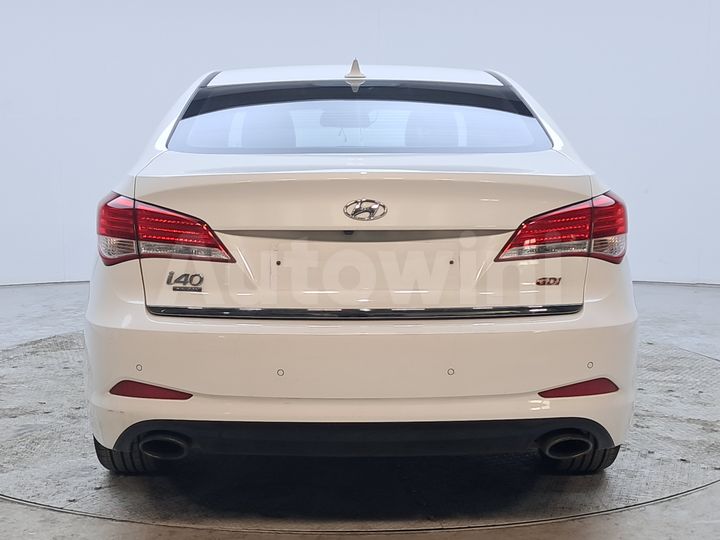Hyundai i40 2012 KMHLE41DBCU018750 — 5