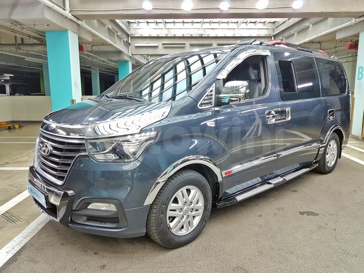 Hyundai Starex 2018 KMFWBX7KBJU984681 — 2