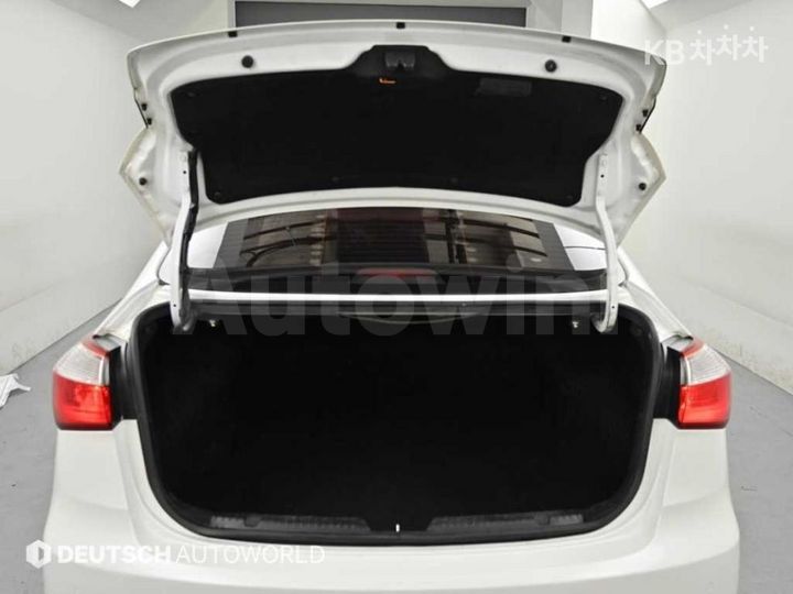 Kia K3 2014 KNAFX41BBEA202722 — 5
