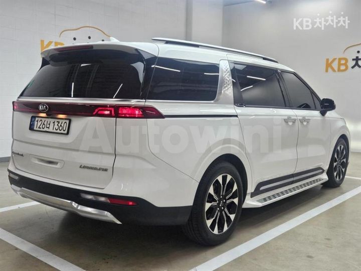 Kia Carnival 2021 KNANE81BBMS058925 — 4