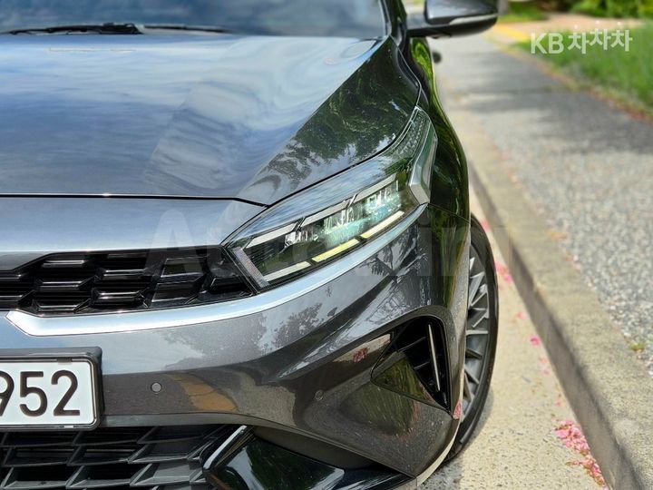 Kia K3 2022 KNAF341BENA945803 — 5