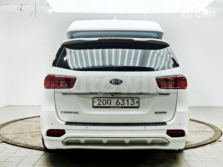 Kia Carnival 2019 KNAME811BKS526751 — 3