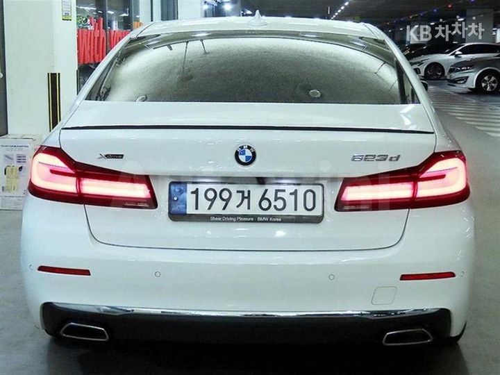 BMW 5 Series 2022 — 5