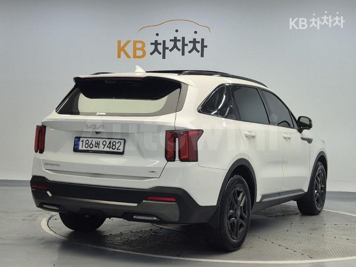 Kia Sorento 2024 KNARH81GBRA308148 — 3