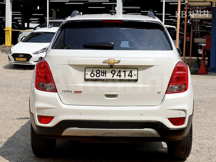 Chevrolet Trax 2018 KLABA76BDJB562816 — 3