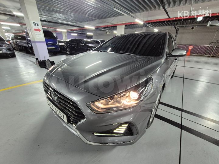 Hyundai Sonata 2018 KMHE241CBJA382514 — 3