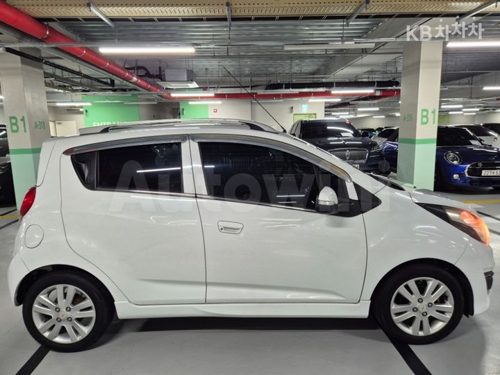 Chevrolet Spark 2014 KLYMA481DEC497761 — 4